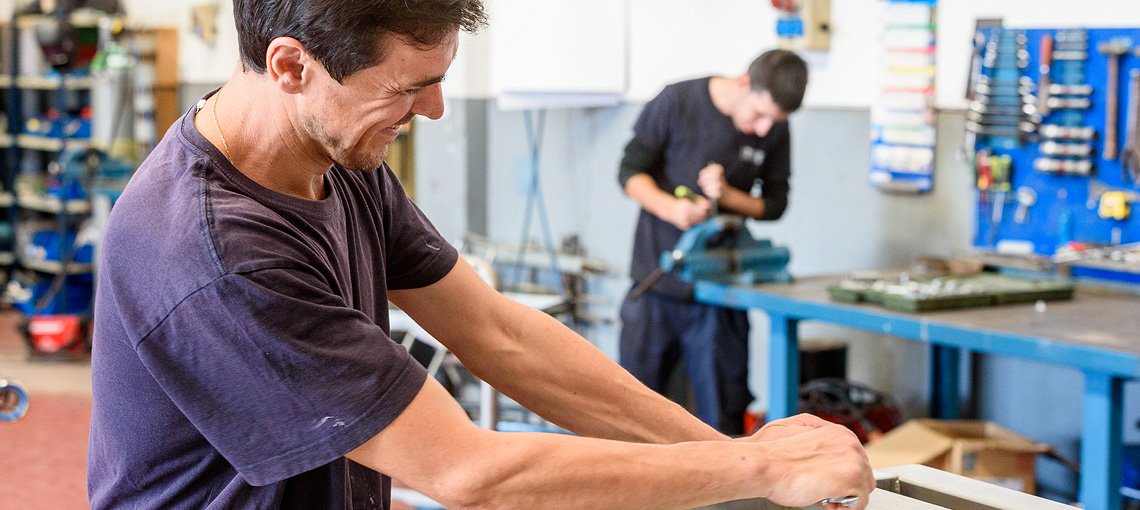 tr1 Trabaja con nosotros